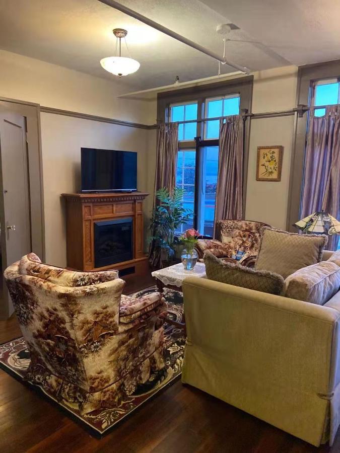 Rodmay Hotel Powell River Bagian luar foto