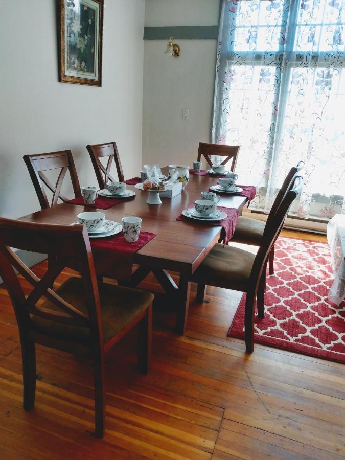 Rodmay Hotel Powell River Bagian luar foto
