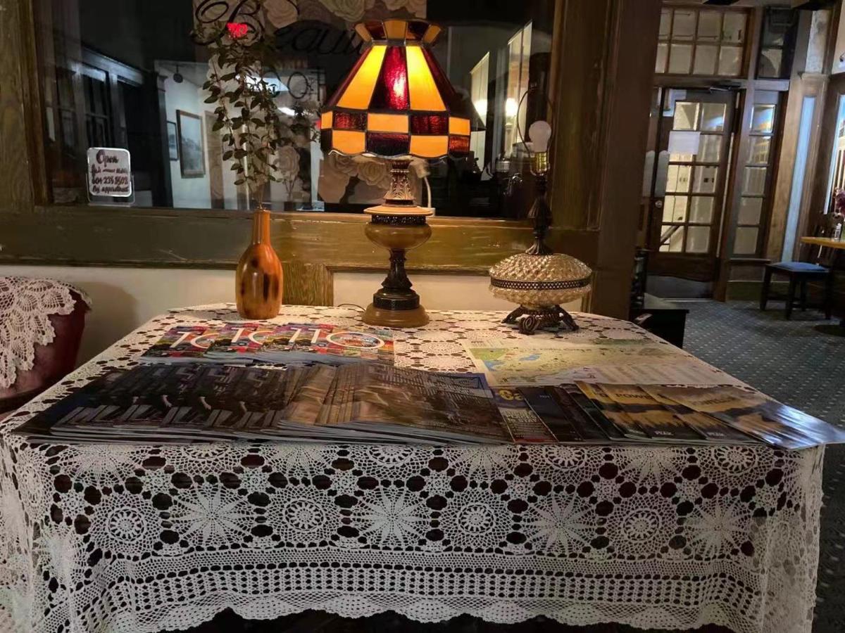 Rodmay Hotel Powell River Bagian luar foto