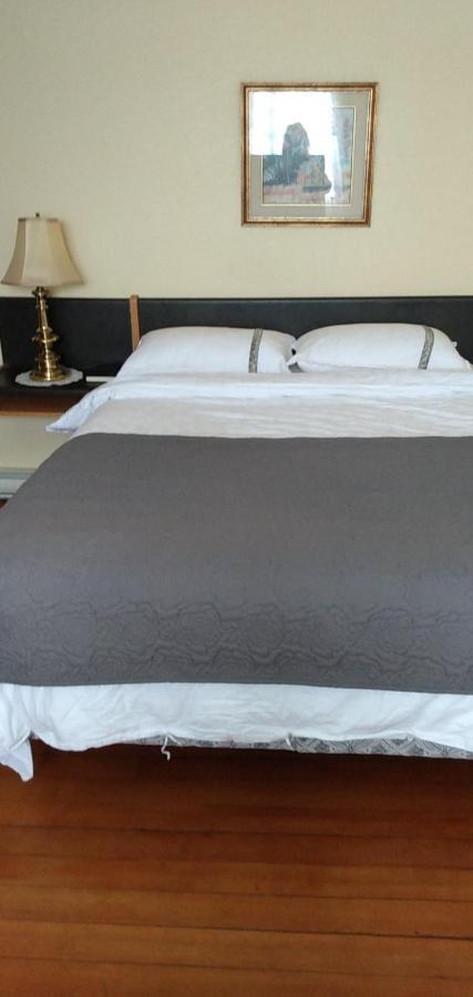 Rodmay Hotel Powell River Bagian luar foto