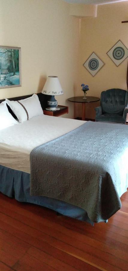 Rodmay Hotel Powell River Bagian luar foto
